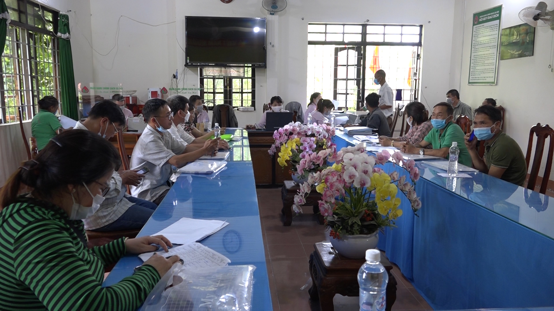 Ngân hàng chính sách xã hội huyện đưa nguồn vốn ưu đãi đến với người dân