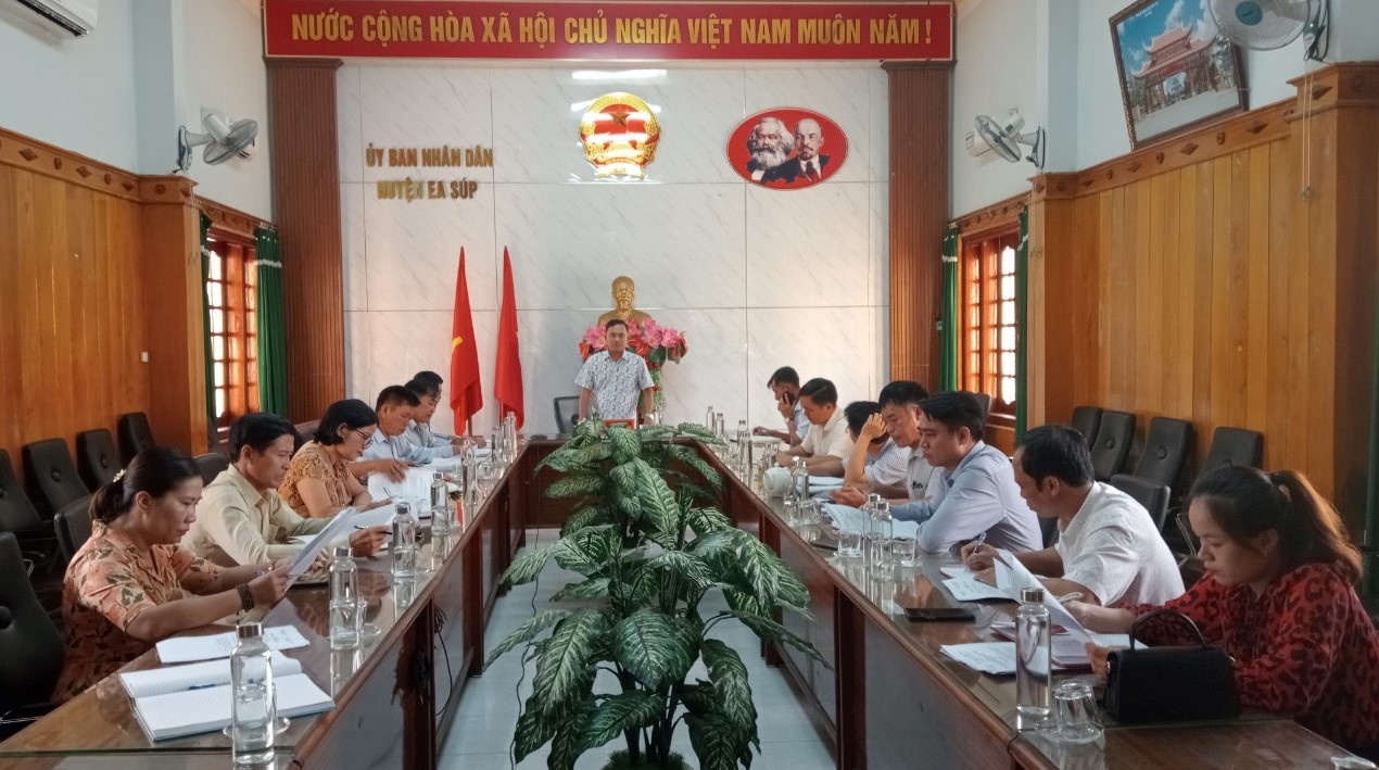 Thường trực HĐND huyện tổ chức phiên họp giải trình
