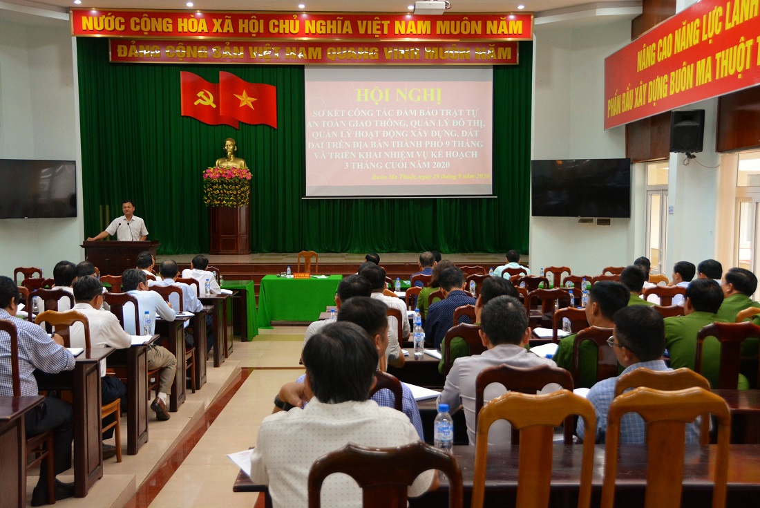 Sơ kết công tác đảm bảo trật tự đô thị, quản lý đất đai và trật tự xây dựng 9 tháng đầu năm 2020