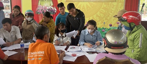 Tăng cường công tác chi trả không dùng tiền mặt đối với các đối tượng hưởng trợ cấp an sinh xã hội