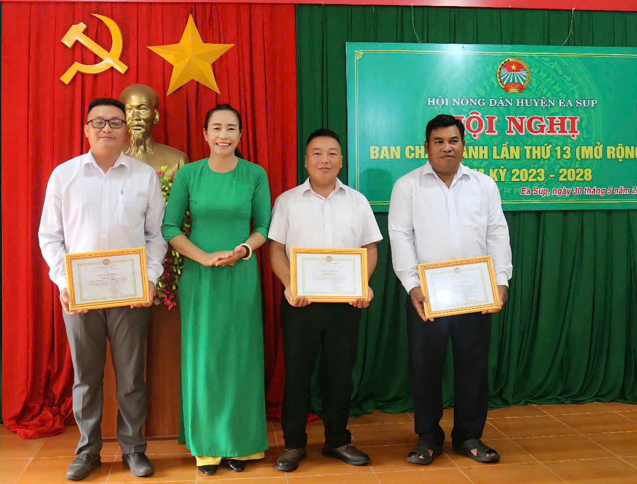 Hội Nông dân huyện sơ kết công tác Hội và hoạt động ủy thác Ngân hàng chính sách xã hội 6 tháng đầu năm 2025