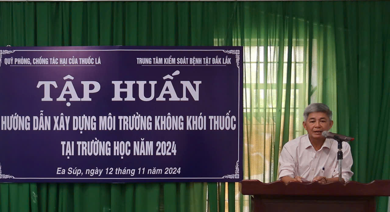 Tập huấn hướng dẫn xây dựng môi trường không khói thuốc trong trường học năm 2024