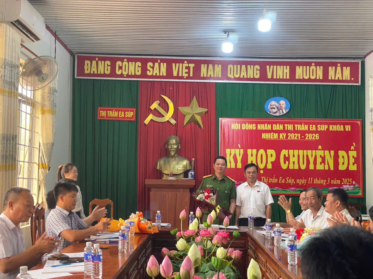 z6396223617407_2b6e875eb803885354085389f4eb3b35