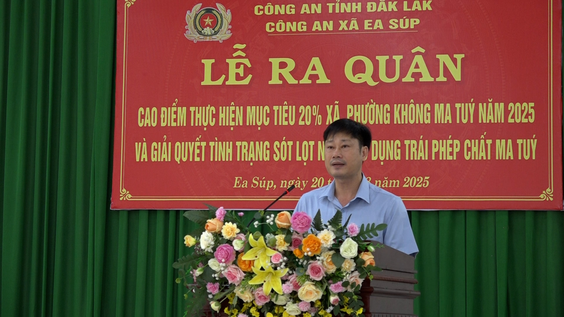 00000.00_00_42_15.Still003