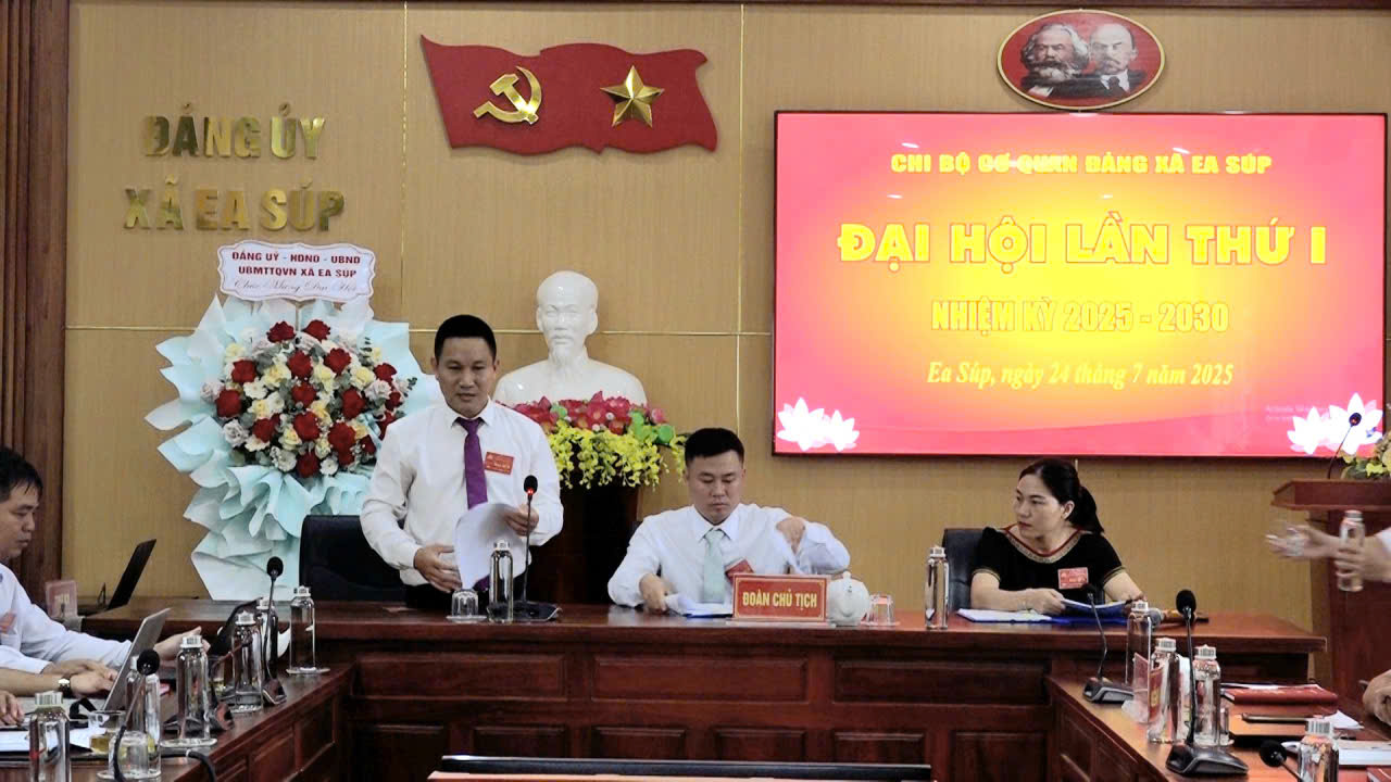 z6836852533942_8a4af7bdce381bdc6d81641afaebf056