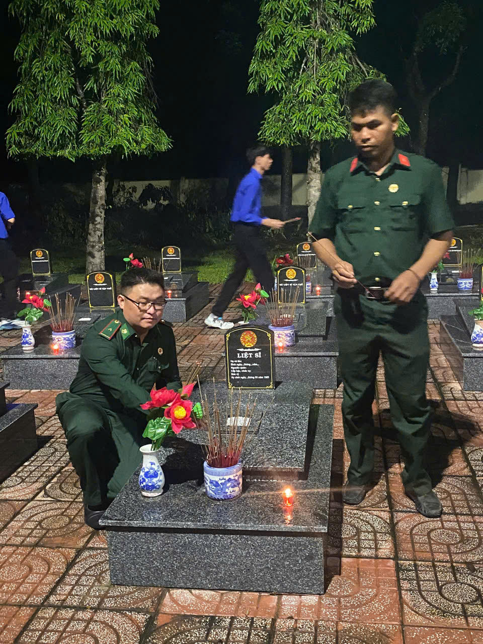 z6845345195166_32975e6b98fe22b54bb66a6692e3ce47