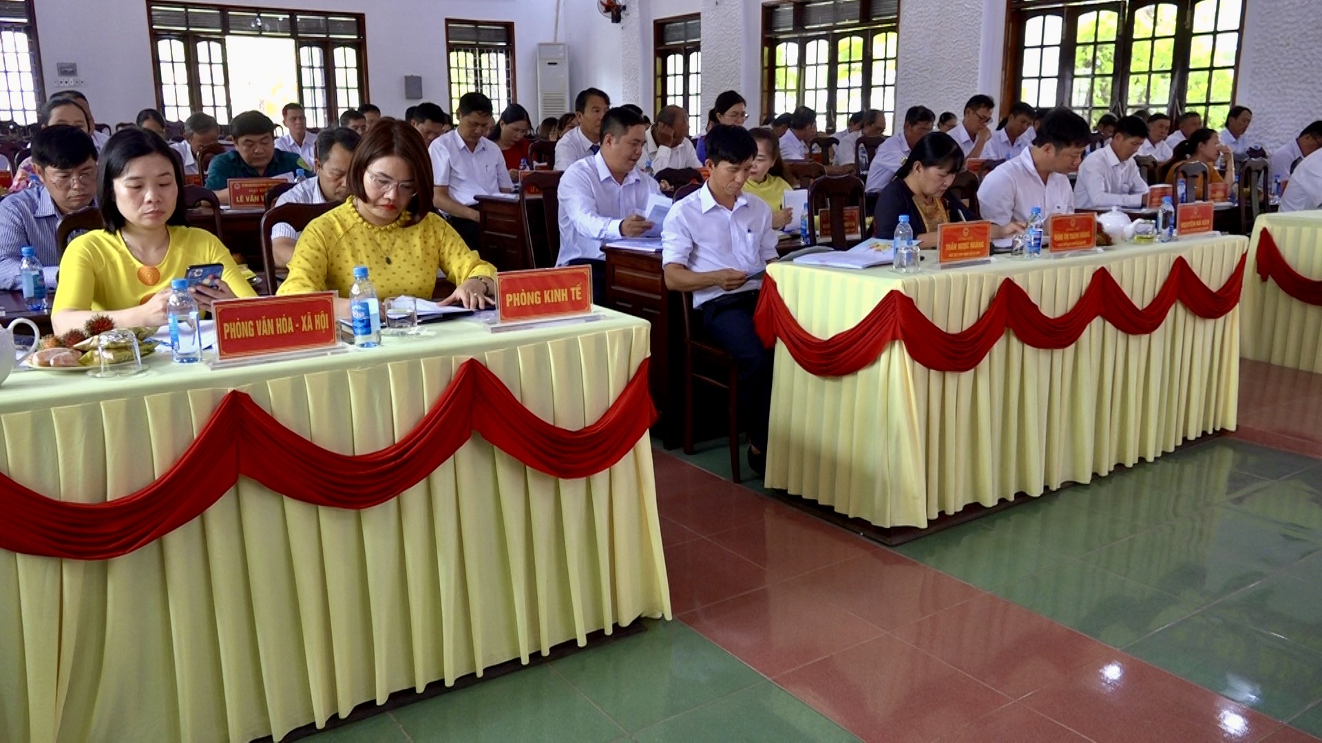 Kỳ họp thứ 2 HĐND xã Ea Súp thông qua 4 nghị quyết quan trọng