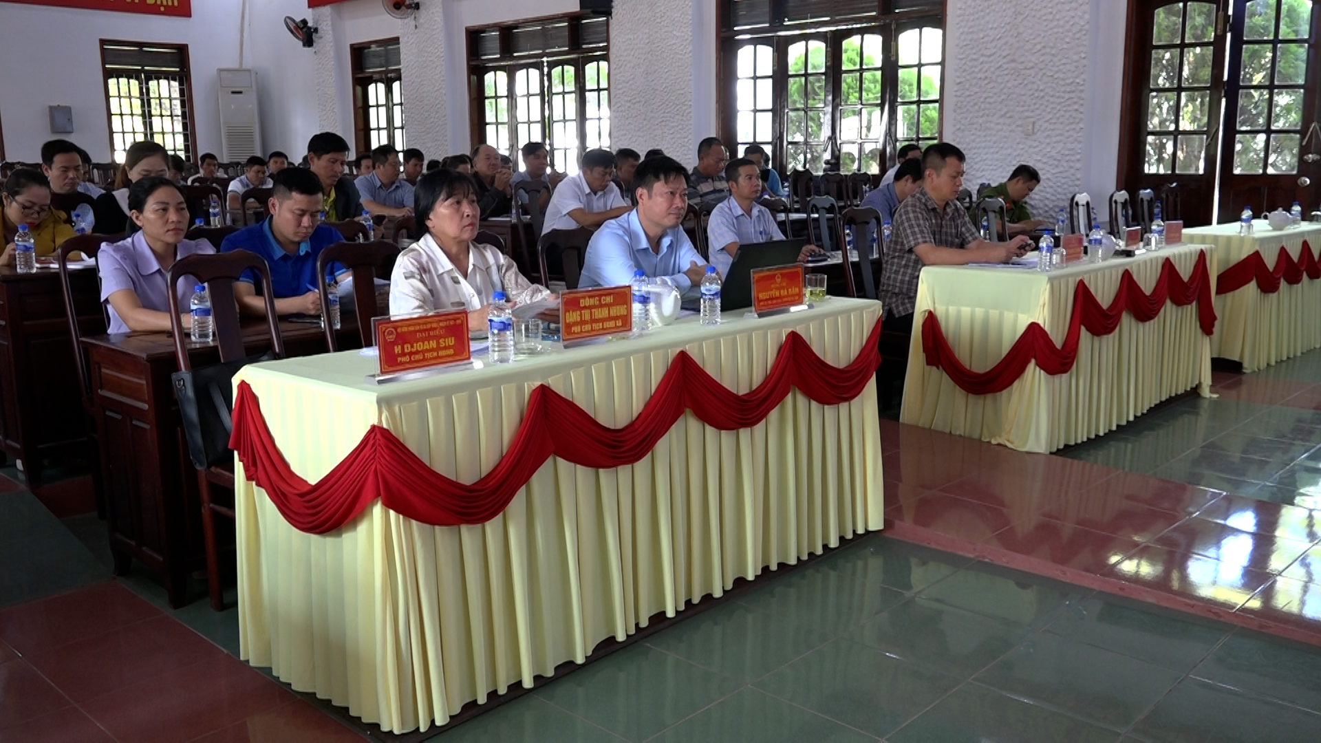 Xã EaSúp tham dự hội nghị triển khai công tác bầu cử đại biểu Quốc hội khóa XVI