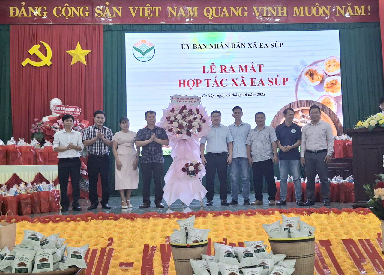 Ra mắt và giới thiệu hoạt động của Hợp tác xã Ea Súp
