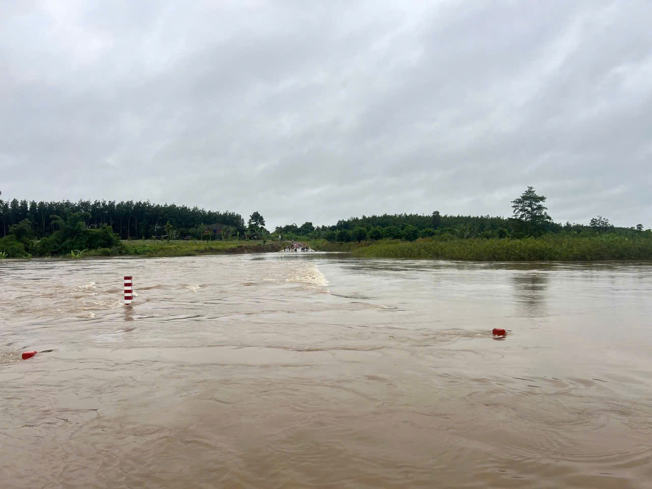 z7040961511919_c3f393f32902d4710aa938c6be0c1258