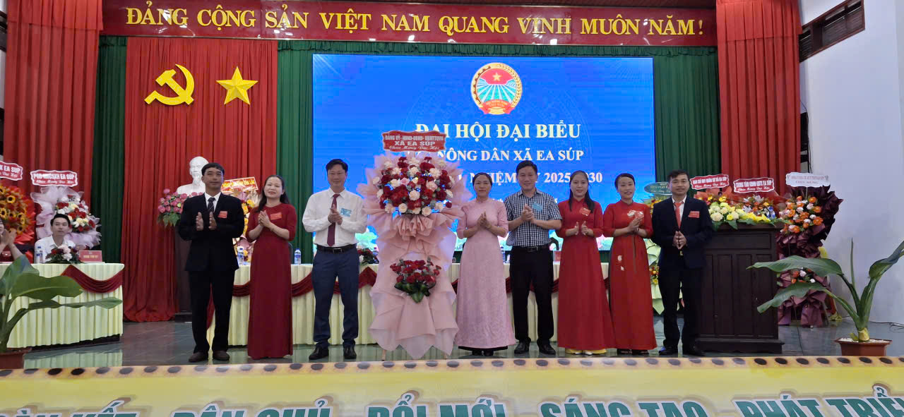 Xây dựng Hội Nông dân vững mạnh, phát triển toàn diện, nông dân số, nông nghiệp sạch, môi trường xanh trong giai đoạn mới