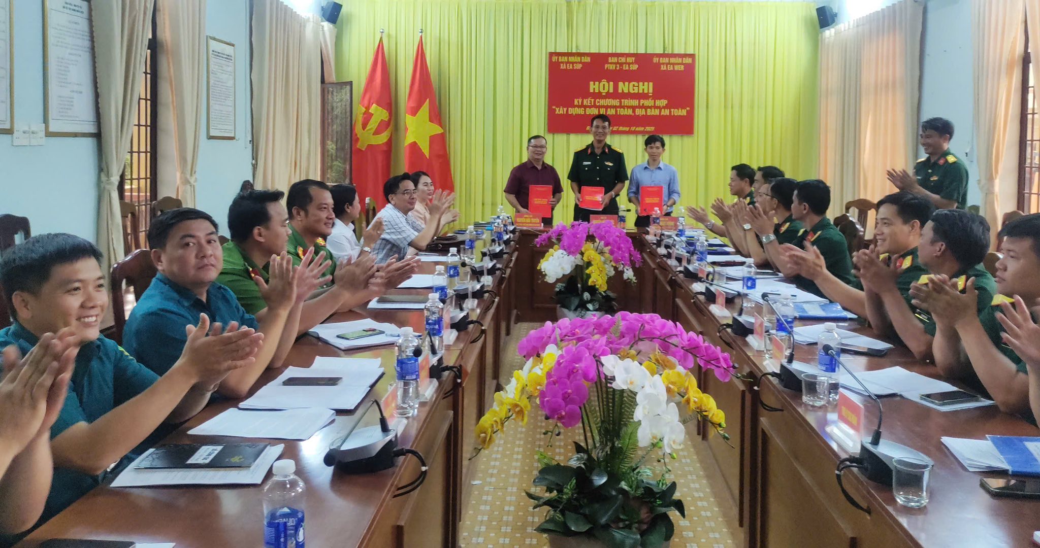 Ký kết chương trình phối hợp xây dựng đơn vị an toàn, địa bàn an toàn trong giai đoạn 2025-2030.