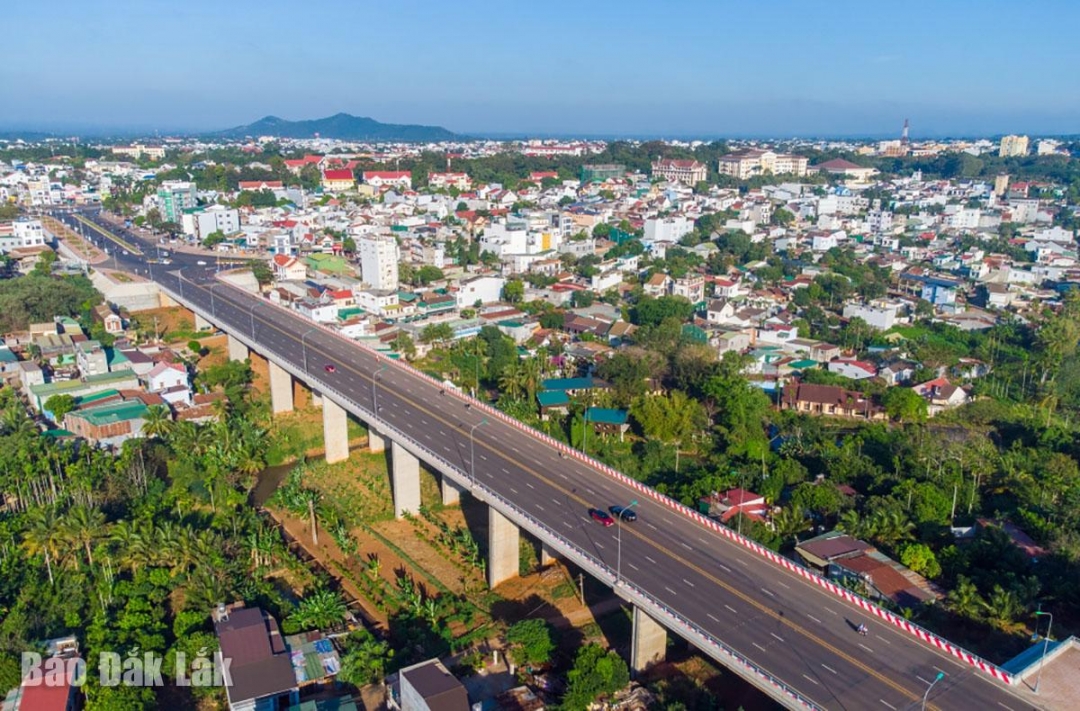 dai_lo_dong_tay_-_anh_n_gia_re_20250722185740_2_20250813214213