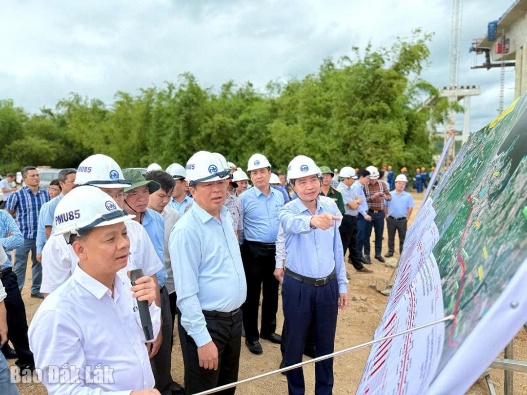 Phát huy vai trò kiến tạo, định hướng chiến lược, xây dựng Đắk Lắk trở thành cực tăng trưởng quan trọng của khu vực