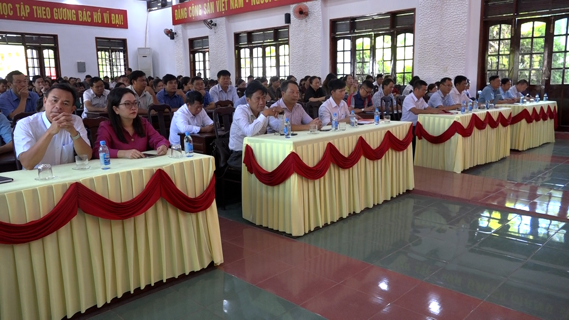 Bồi dưỡng chính trị hè cho cán bộ quản lý, giáo viên ngành giáo dục và đào tạo năm 2025