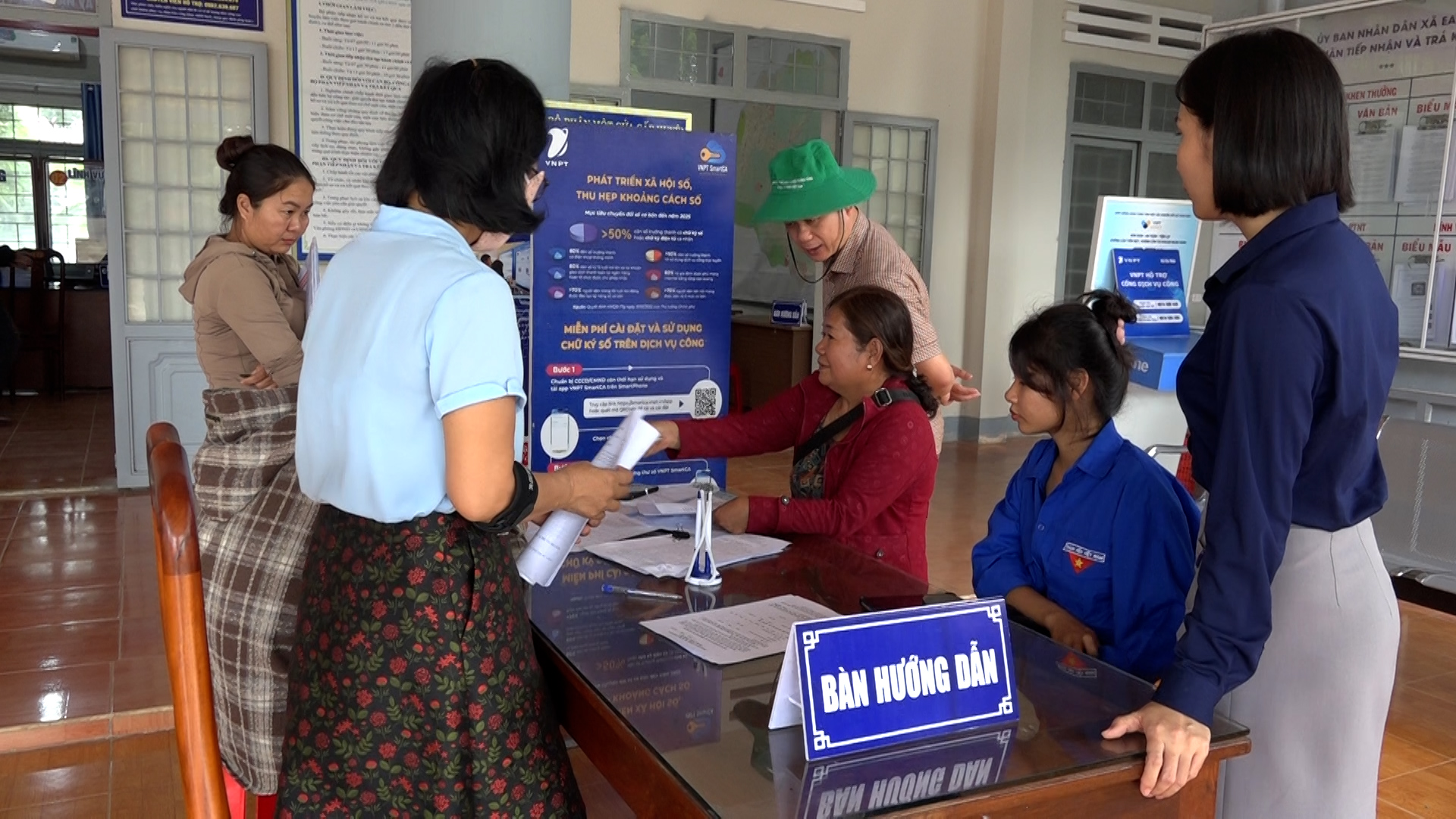 Xã Ea Súp hưởng ứng cuộc thi trắc nghiệm tìm hiểu về chuyển đổi số tỉnh Đắk Lắk năm 2025