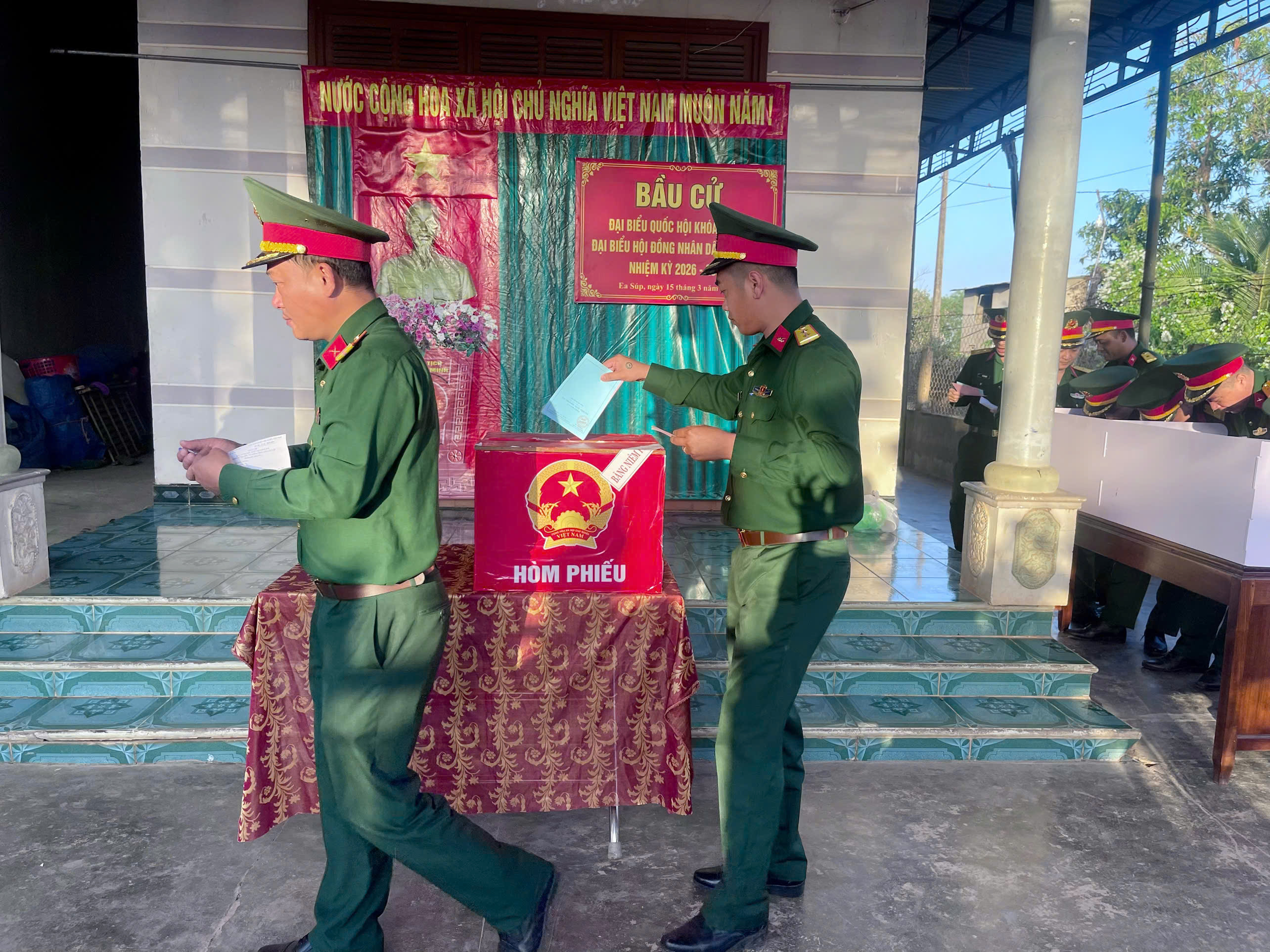 z7621723737788_3214938c9faadae7479a096aec6489af