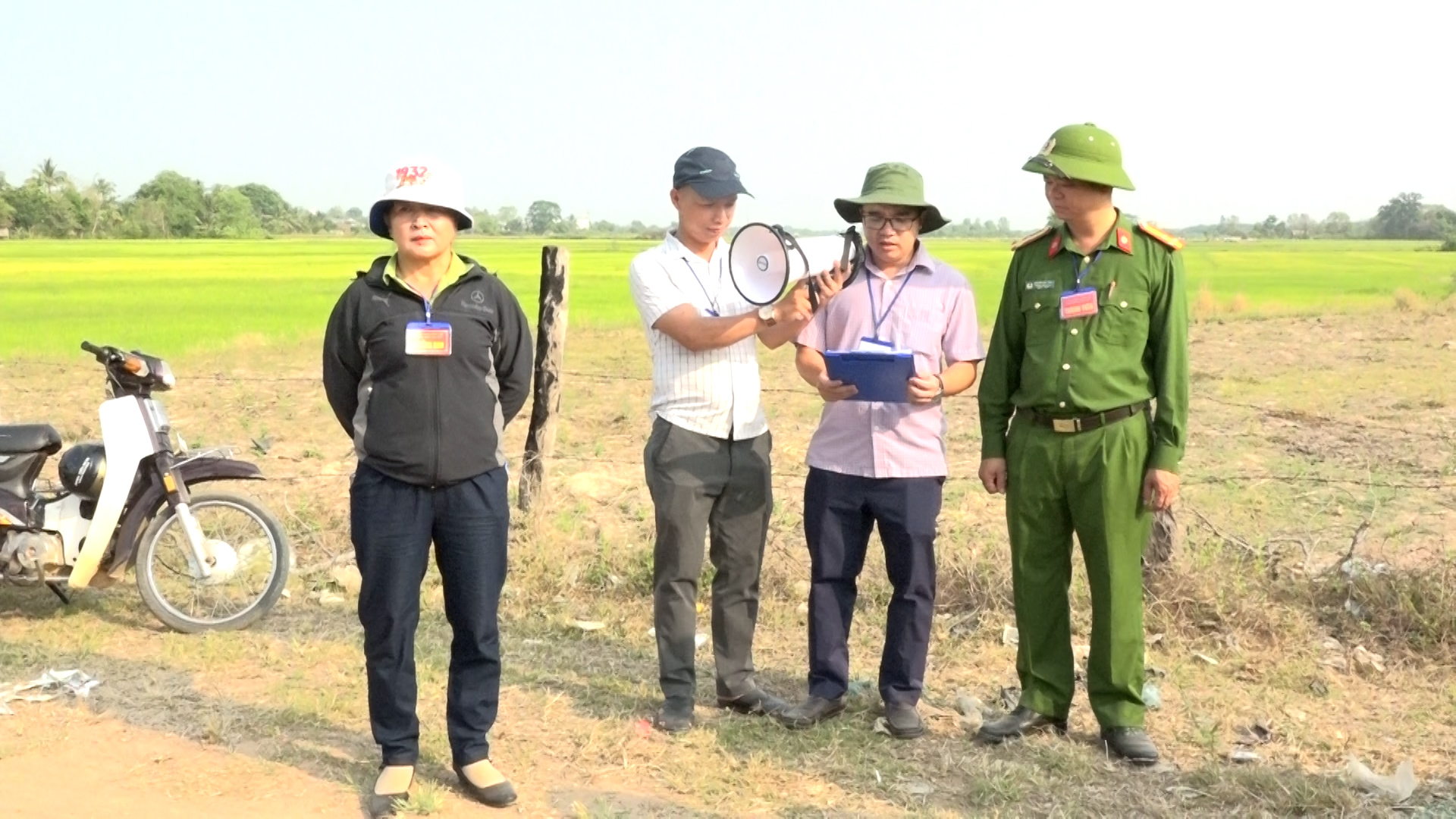 00048.MTS.00_00_01_14.Still001