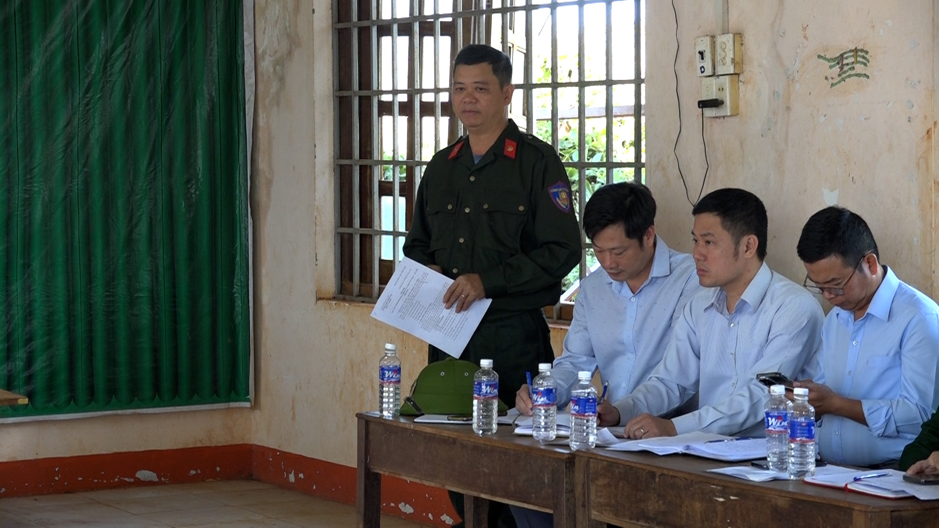 00023.MTS.00_00_14_12.Still001