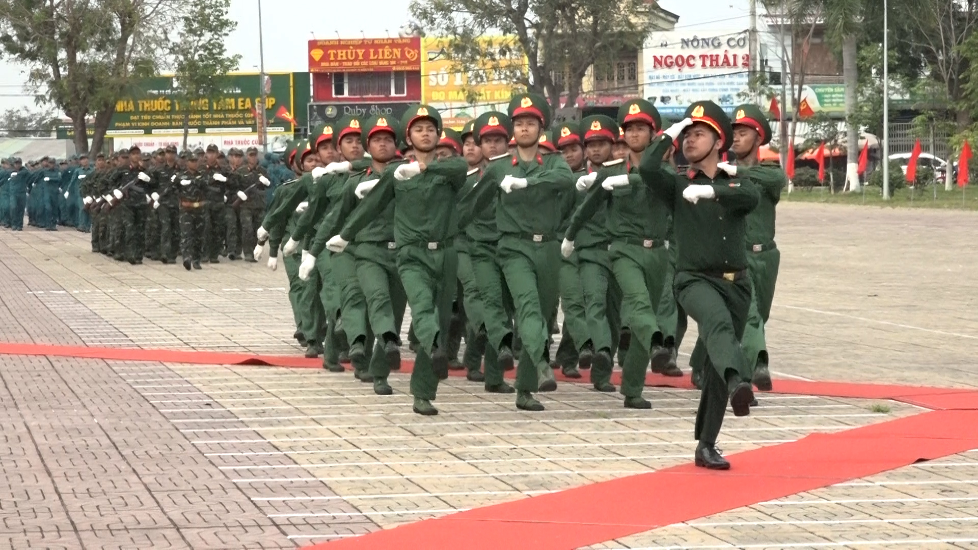 00142.MTS.00_00_04_24.Still001