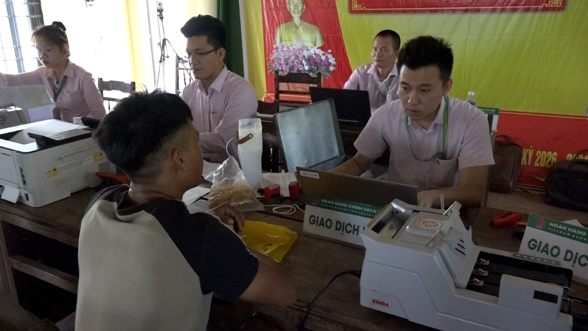 00101.MTS.00_00_01_11.Still001