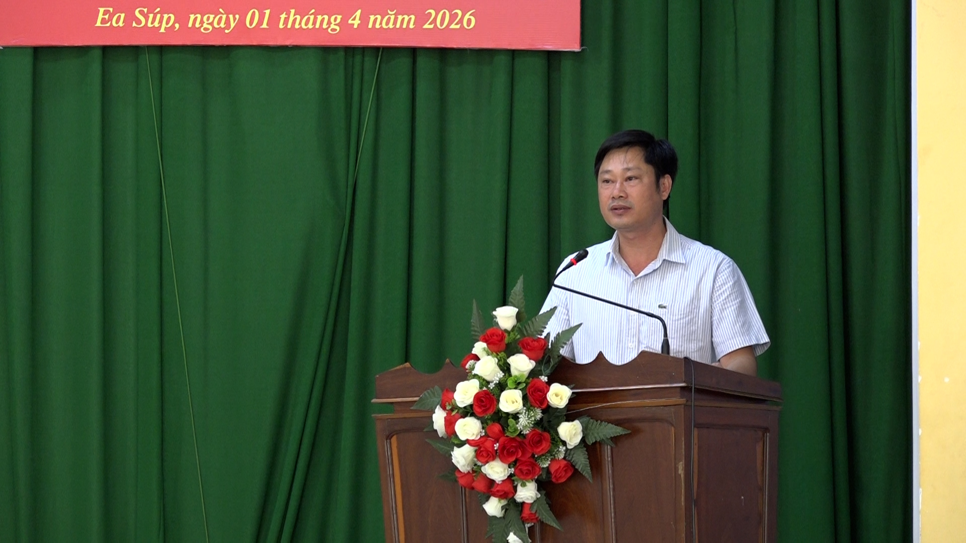 00013.MTS.00_00_42_01.Still001