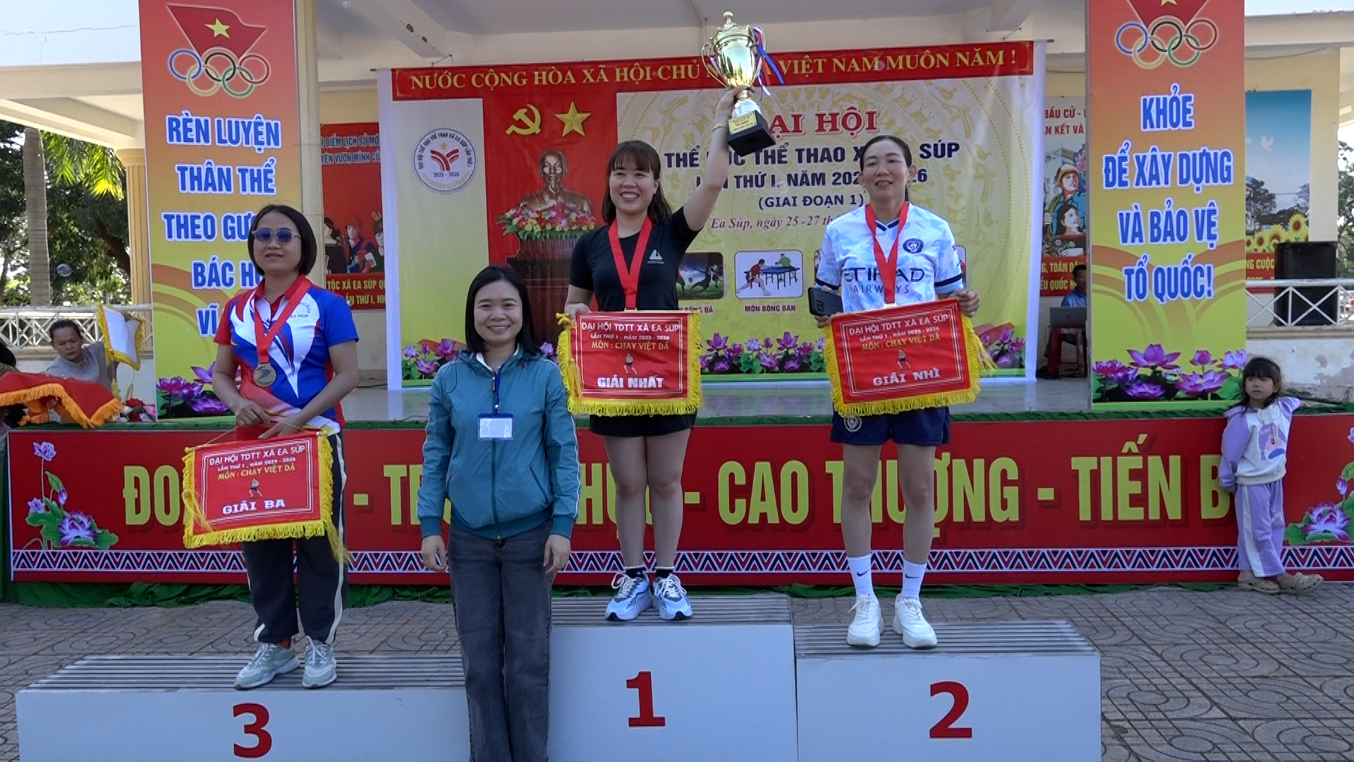 00021.MTS.00_00_20_24.Still001