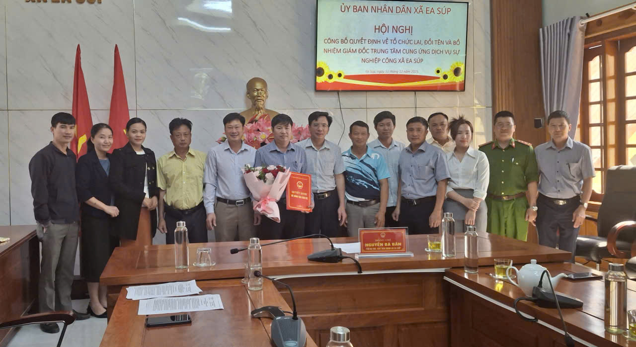 Xã Ea Súp công bố quyết định thành lập Trung tâm Cung ứng dịch vụ sự nghiệp công