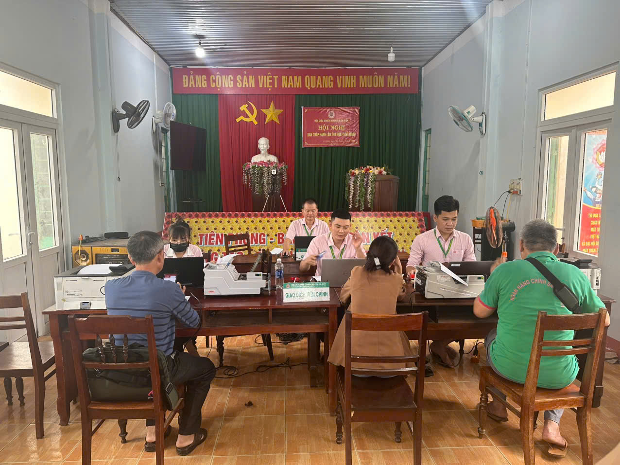 z7422677600313_76f4e86b7e2f10993aa3ce260f56654c