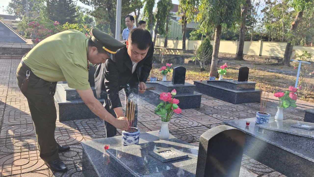 z7529833730352_9c0daa9d25a0c5e7a989381fcf8e6ced