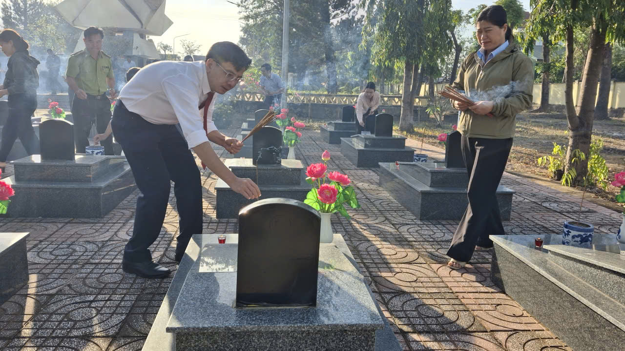 z7529836627199_dcb4252677d7f9f8bc783cb7db9264d4